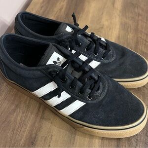 Adidas Men's Black and White Casual Sneakers
